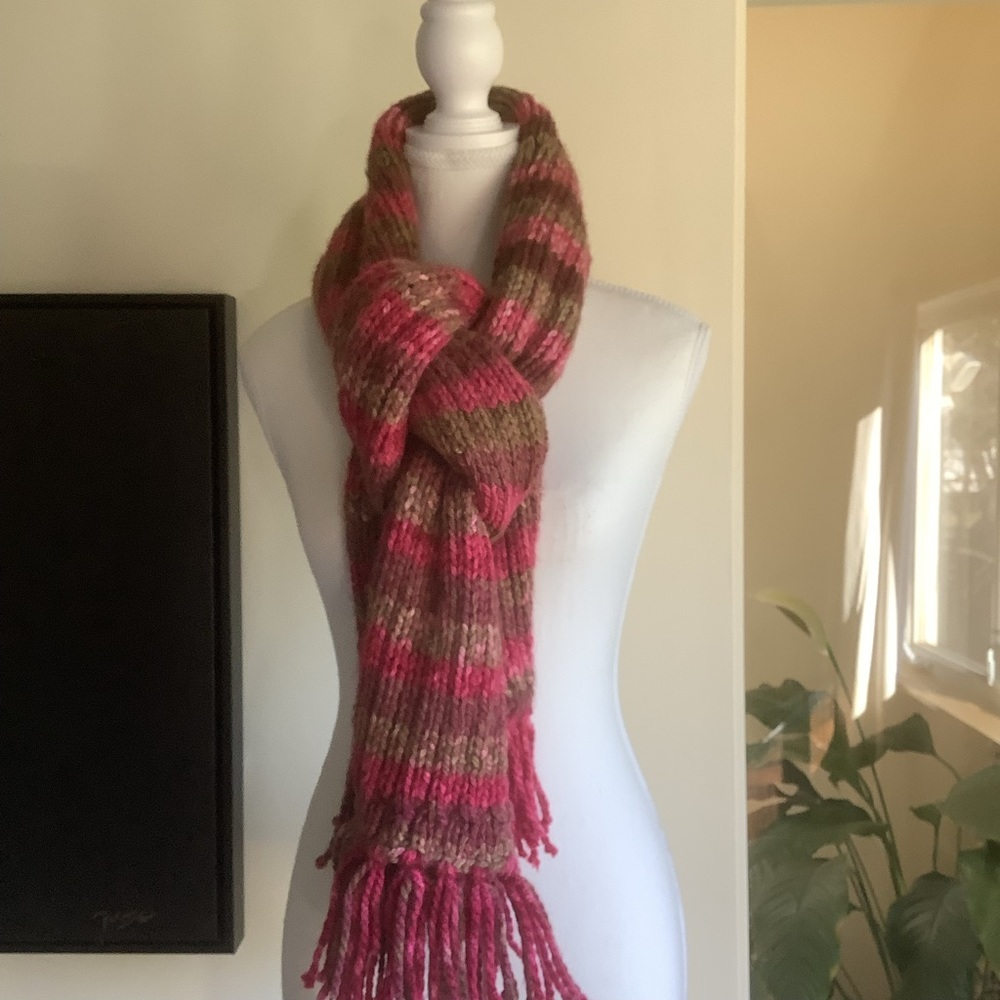 Knitted Striped Rectangular Fringed Scarf - Picture 8 of 10
